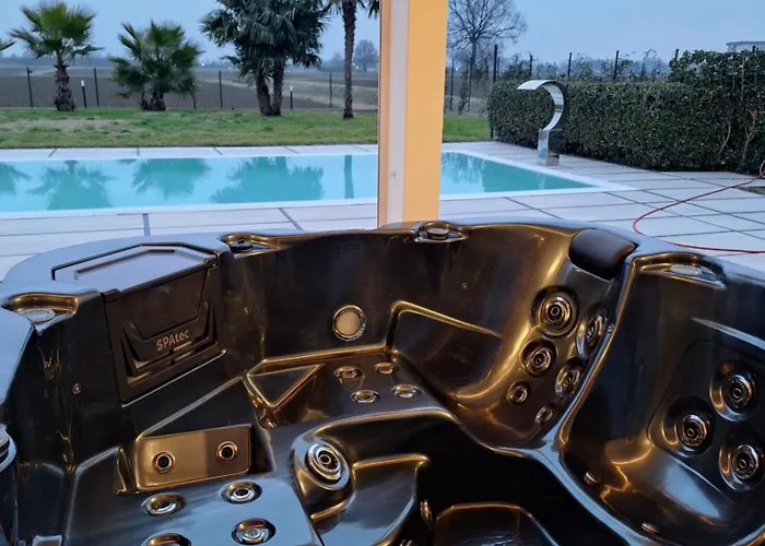 Private Pool Luxury G&p Hot Tub